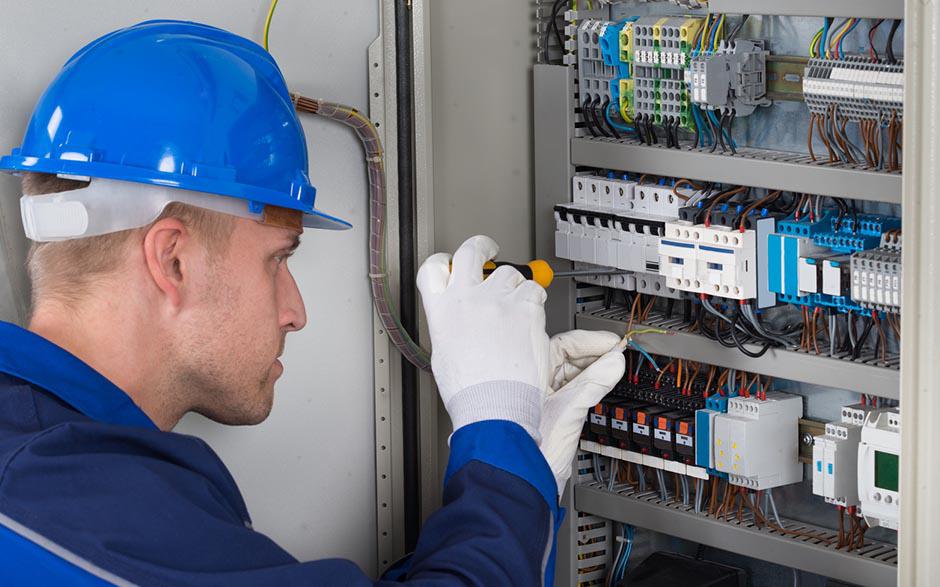 électricien maintenance Carrières-sur-Seine